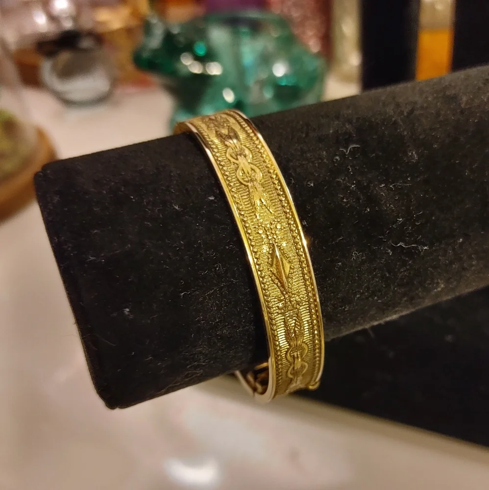 Vintage Whiting & Davis Co. Bracelet - Picture 2 of 5
